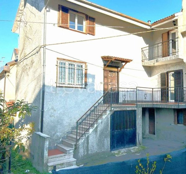 casa indipendente in vendita a Lerma