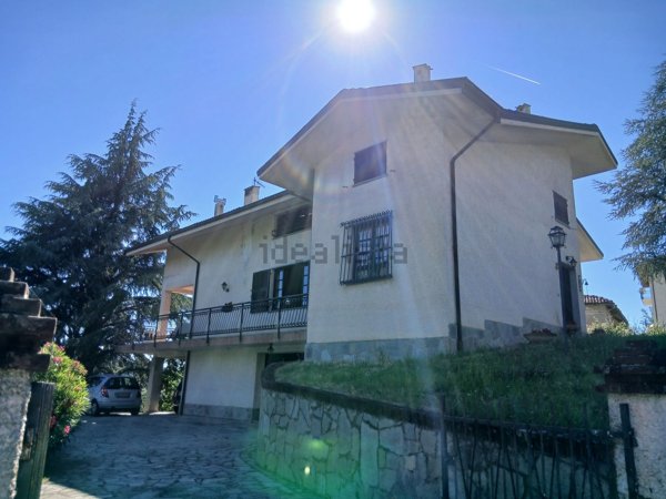casa indipendente in vendita a Lerma