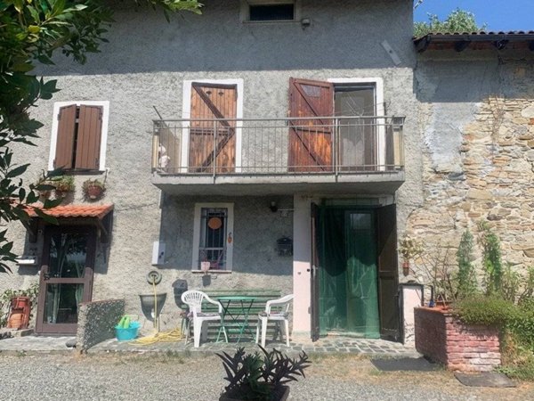 casa indipendente in vendita a Lerma in zona Mascatagliata