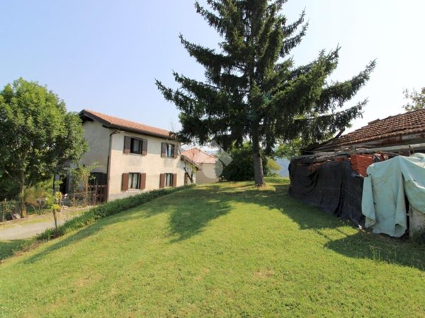 casa indipendente in vendita a Malvicino in zona Gelati