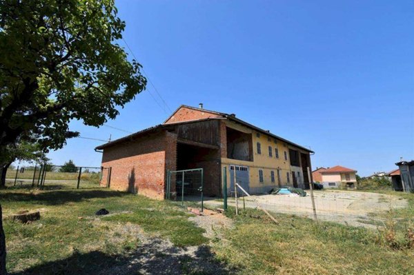 casa indipendente in vendita a Masio