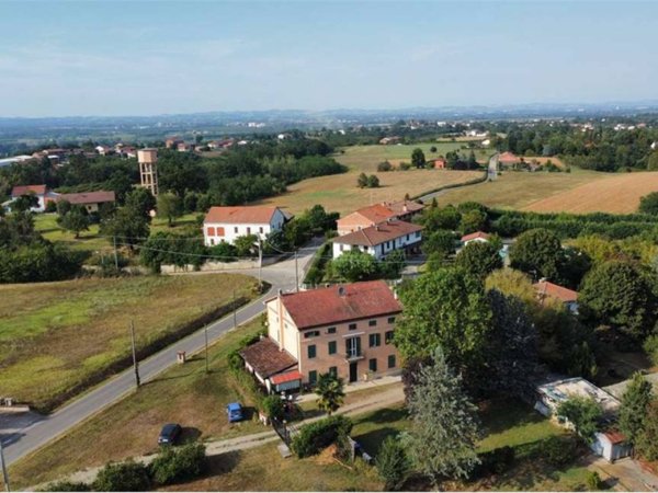 casa semindipendente in vendita a Masio