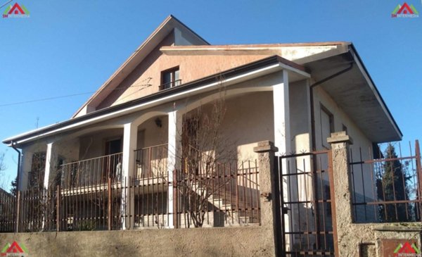 casa indipendente in vendita a Masio