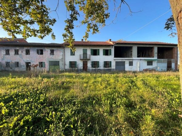 casa indipendente in vendita a Masio