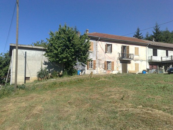 casa indipendente in vendita a Melazzo