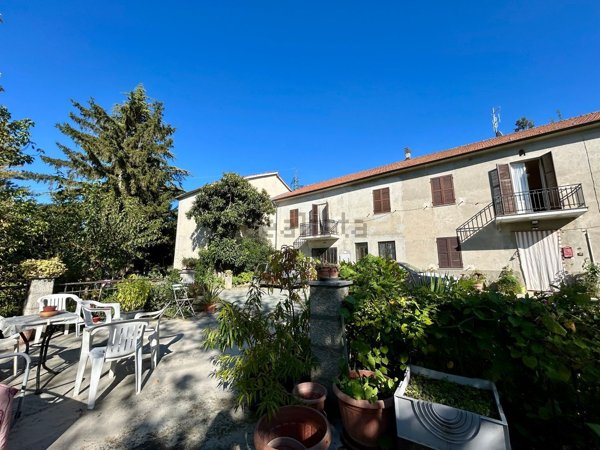 casa indipendente in vendita a Melazzo