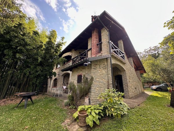 casa indipendente in vendita a Melazzo