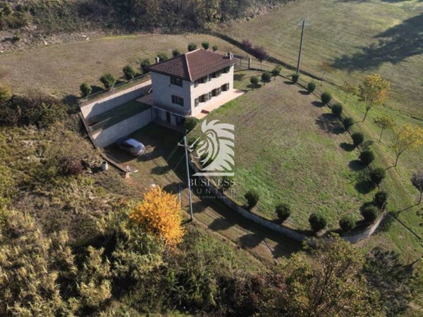 casa indipendente in vendita a Melazzo