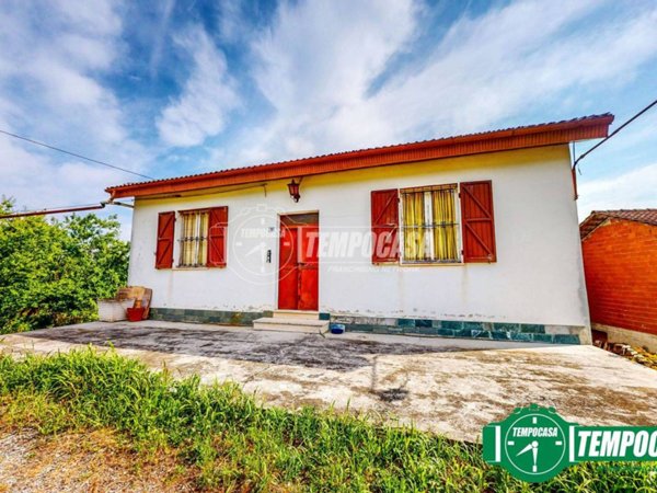 casa indipendente in vendita a Melazzo