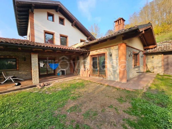 casa indipendente in vendita a Melazzo