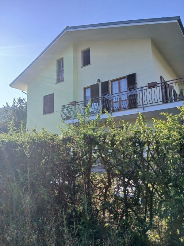 casa indipendente in vendita a Melazzo