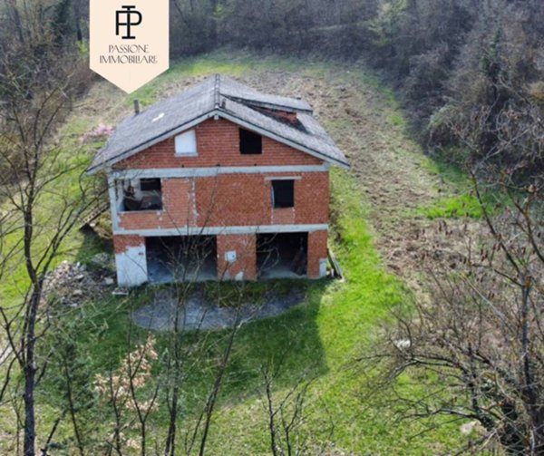 casa indipendente in vendita a Melazzo in zona Arzello
