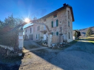 casa indipendente in vendita a Melazzo in zona Arzello