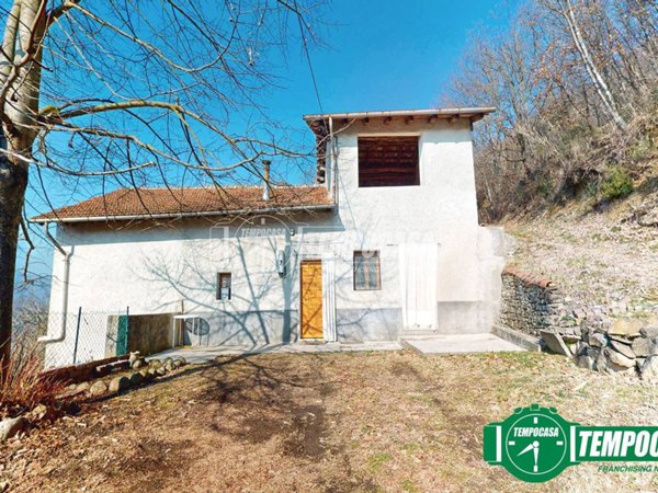 casa indipendente in vendita a Melazzo in zona Arzello