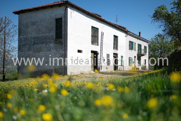 casa indipendente in vendita a Melazzo in zona Arzello