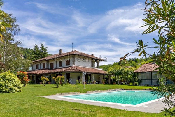 casa indipendente in vendita a Melazzo in zona Arzello