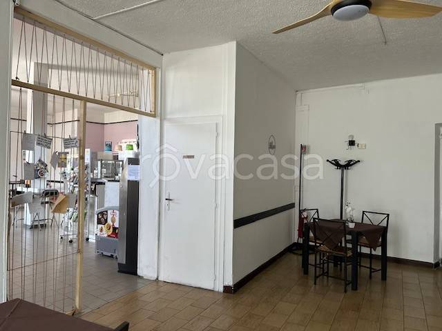 negozio in vendita a Mirabello Monferrato