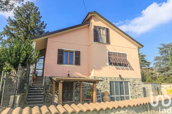 casa indipendente in vendita a Molare