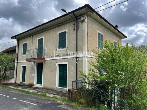 casa indipendente in vendita a Molare