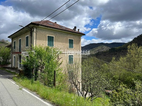 casa indipendente in vendita a Molare