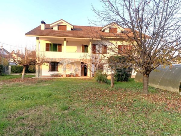 casa indipendente in vendita a Molare