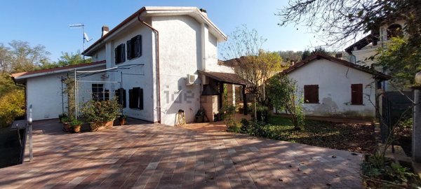 casa indipendente in vendita a Molare