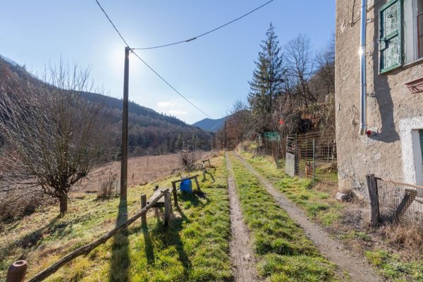 casa indipendente in vendita a Molare
