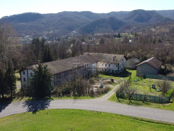 casa indipendente in vendita a Molare