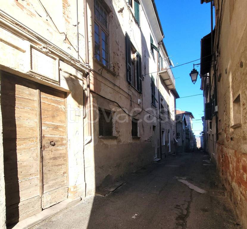 negozio in vendita a Molare