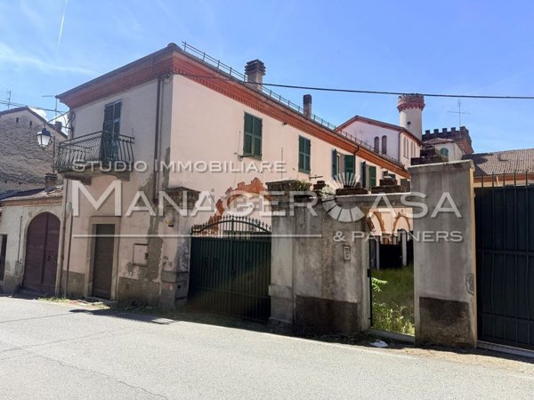 casa semindipendente in vendita a Molare