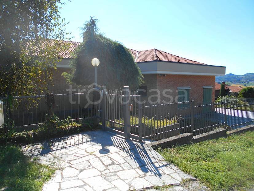 casa indipendente in vendita a Mombello Monferrato in zona Ilengo