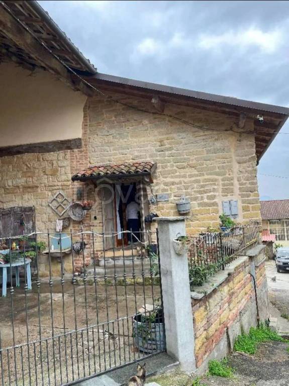 casa indipendente in vendita a Mombello Monferrato