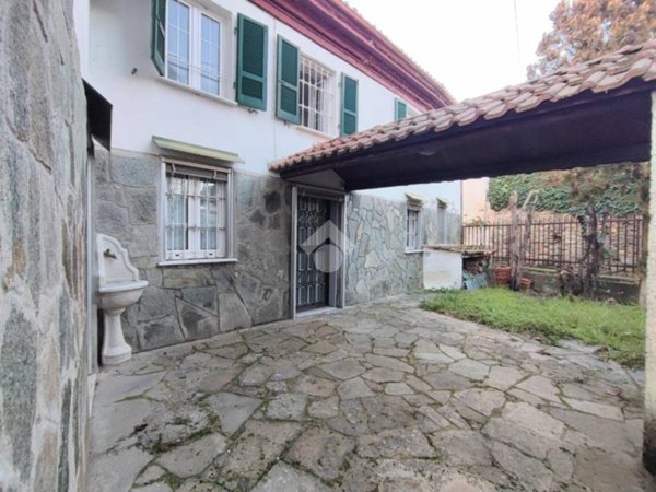 casa indipendente in vendita a Momperone in zona San Vittore