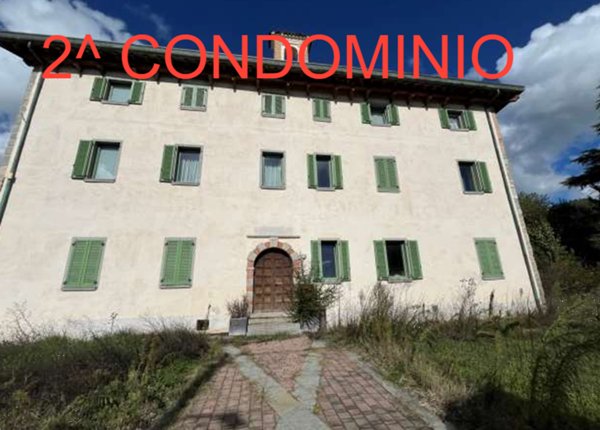 appartamento in vendita a Momperone