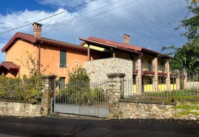 appartamento in vendita a Momperone