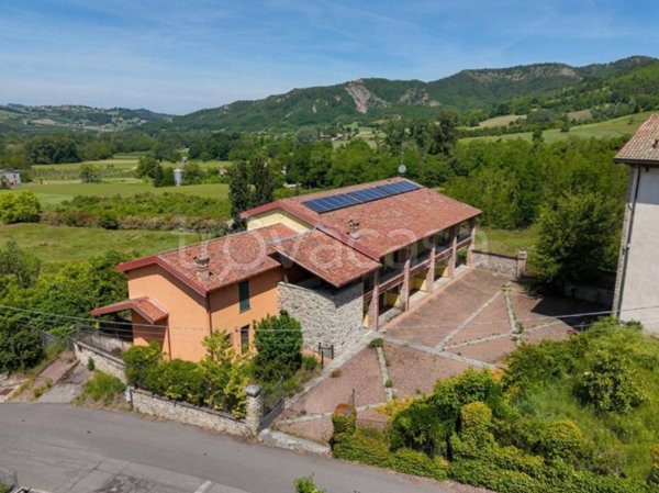appartamento in vendita a Momperone