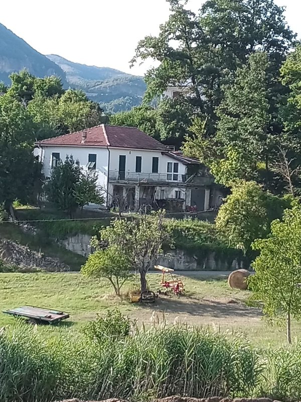 casa indipendente in vendita a Mongiardino Ligure in zona Fubbiano