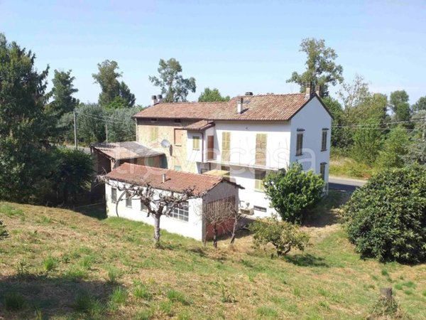 casa indipendente in vendita a Monleale