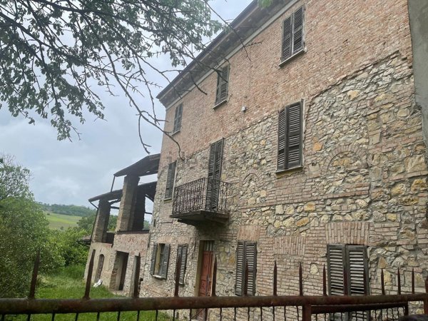 casale in vendita a Monleale