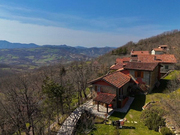 casa indipendente in vendita a Montacuto in zona Solarolo