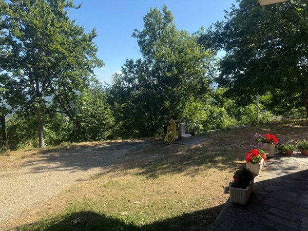 casa indipendente in vendita a Montacuto in zona Giarolo