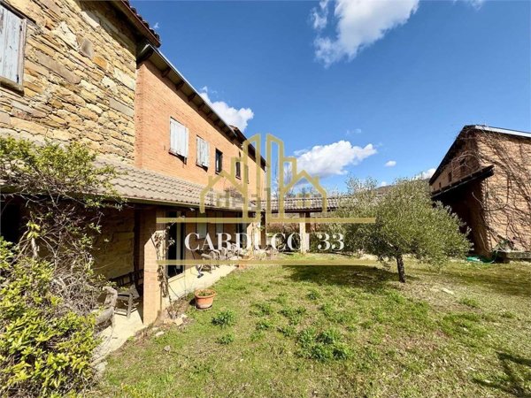 casa indipendente in vendita a Montacuto in zona Benegassi