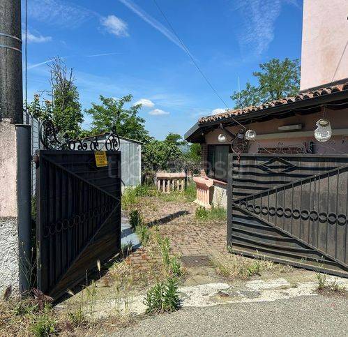 casa indipendente in vendita a Montaldo Bormida