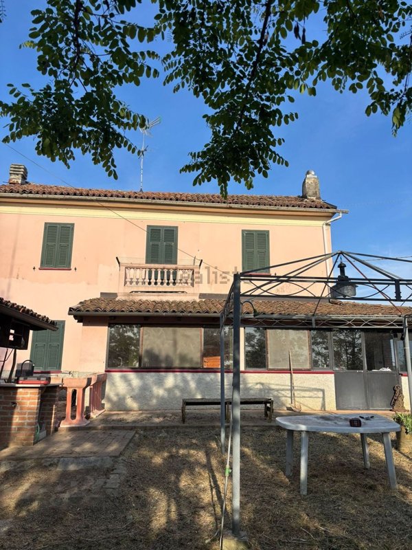 casa indipendente in vendita a Montaldo Bormida