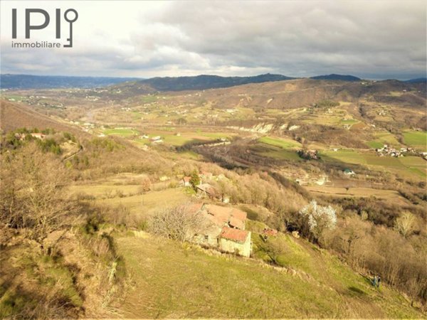 casa indipendente in vendita a Montechiaro d'Acqui