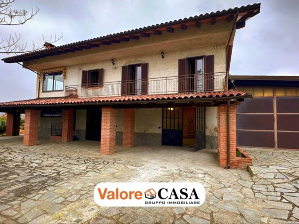 casa indipendente in vendita a Montechiaro d'Acqui