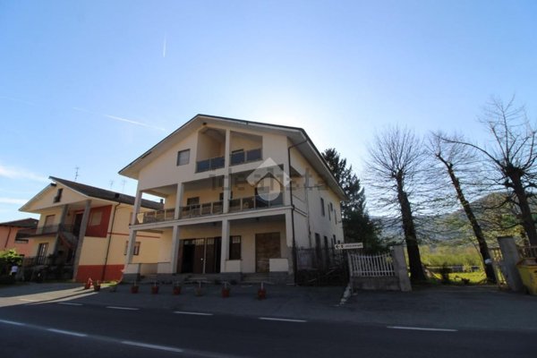 casa indipendente in vendita a Montechiaro d'Acqui