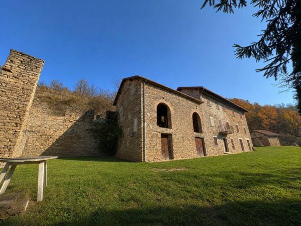 casa indipendente in vendita a Montechiaro d'Acqui