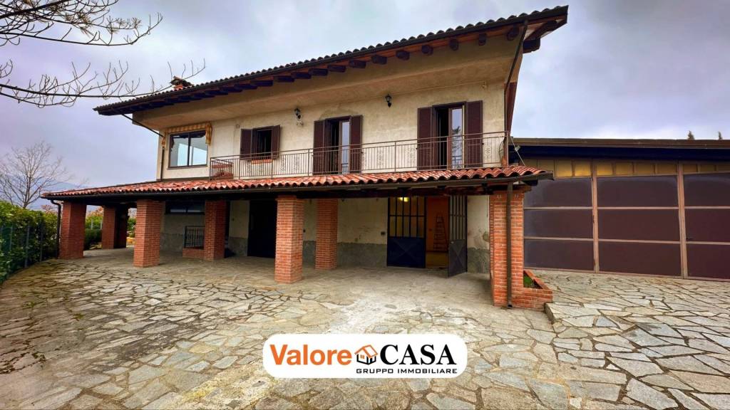 casa indipendente in vendita a Montechiaro d'Acqui