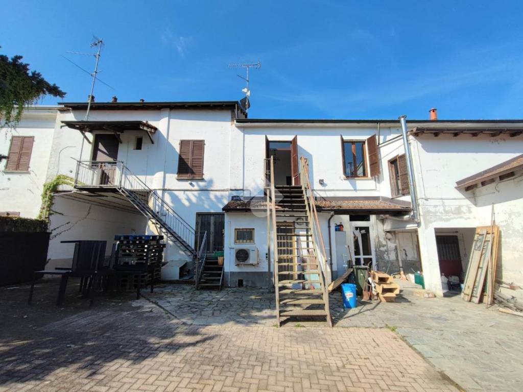 casa indipendente in vendita a Montegioco in zona Palazzo